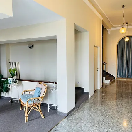 Appartement Front View Cadenabbia